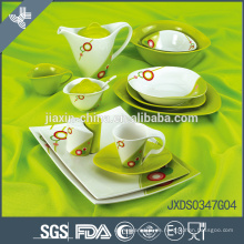 Ovale Form 47PCS Porzellan-Abendessen-Set, grün gefärbt